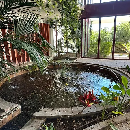 In Botanico Near Marbella エステポナ